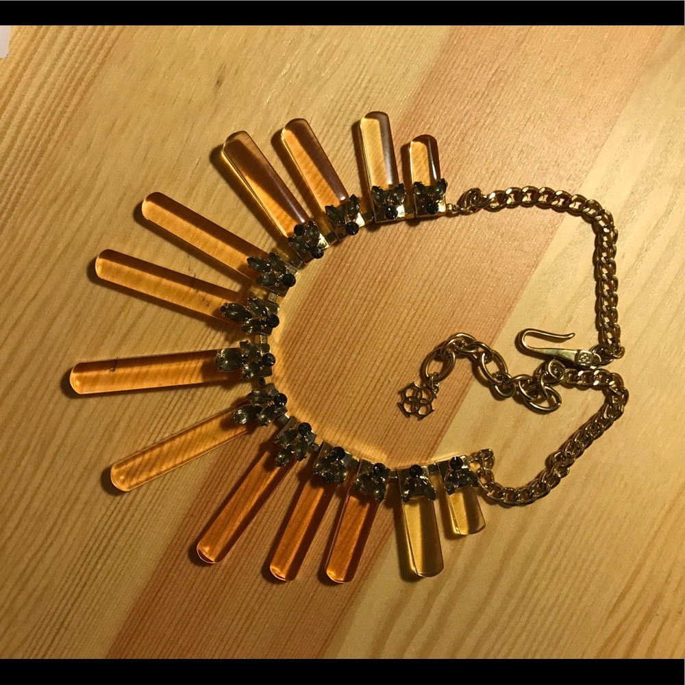 Ann Taylor nacklace brand-new: original dust bag